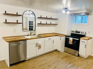 306 North St APT 3, Holly, MI