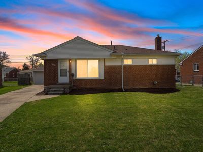 26020 Huntington St, Roseville, MI, 48066
