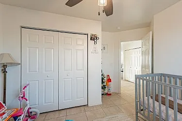 427 Sykes Cir — Photo 6