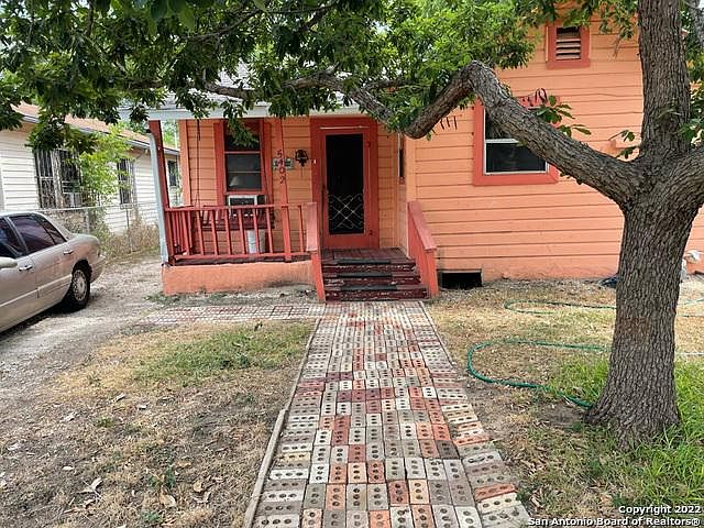 1st image of 5402 San Fernando St