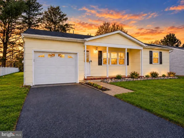 134 Georgetown Rd, Toms River, NJ 08757