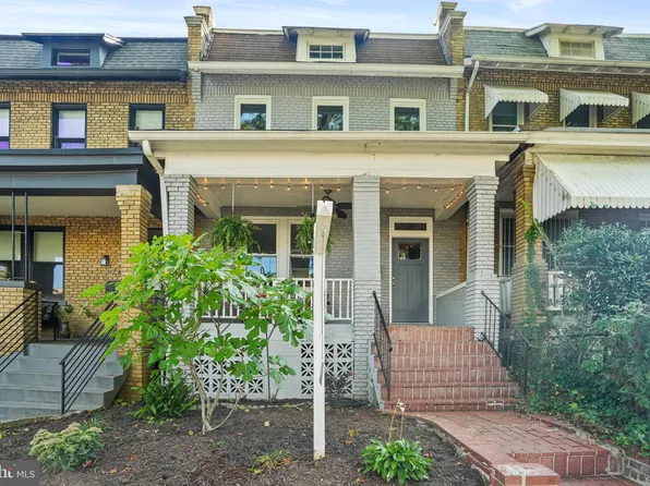 4717 8th St NW, Washington, DC 20011