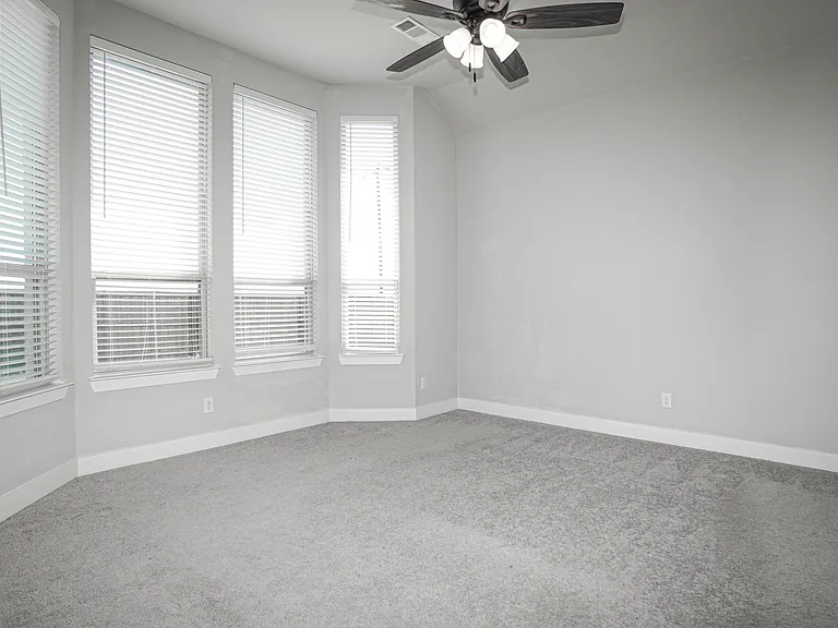 2251 Brookside Dr — Photo 25