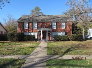 630 Fort Worth St, Jacksonville, TX 75766
