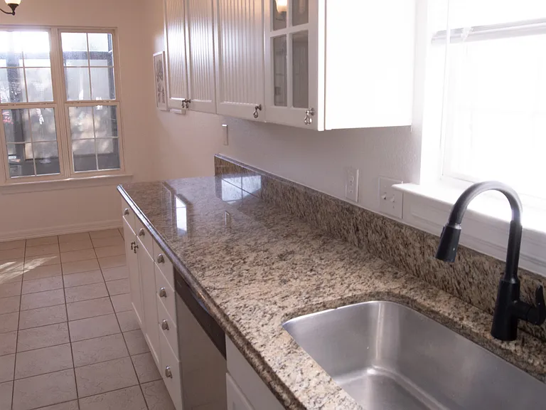 2405 SW Morris St — Photo 4