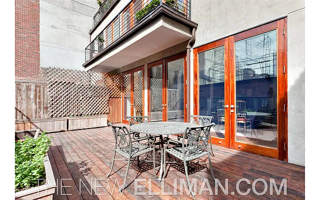 Sold by Douglas Elliman | media 22