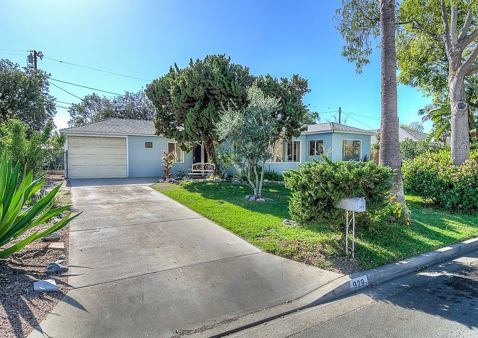 1st image of 929 Cedar Pl