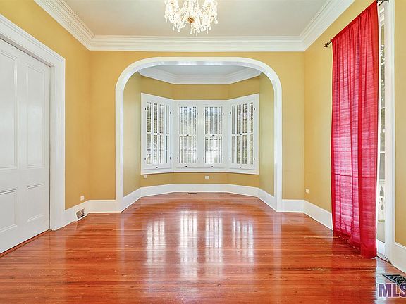 3rd image of 204 Iberville St