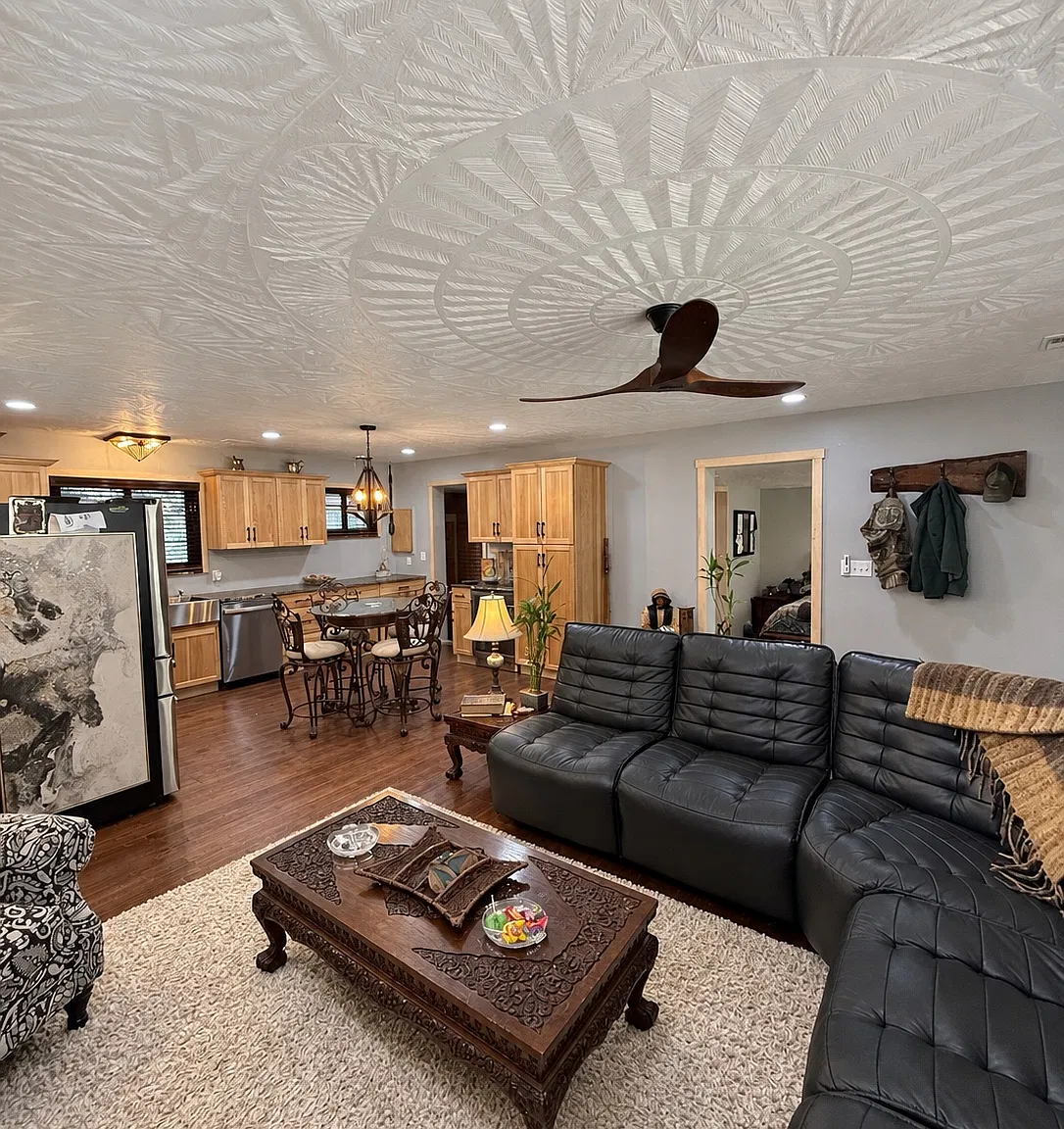 3 bed, 1430 sqft, $3,900 — Photo 1