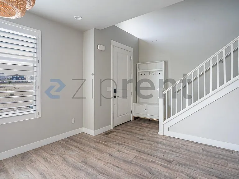 6576 W 7735 S — Photo 4