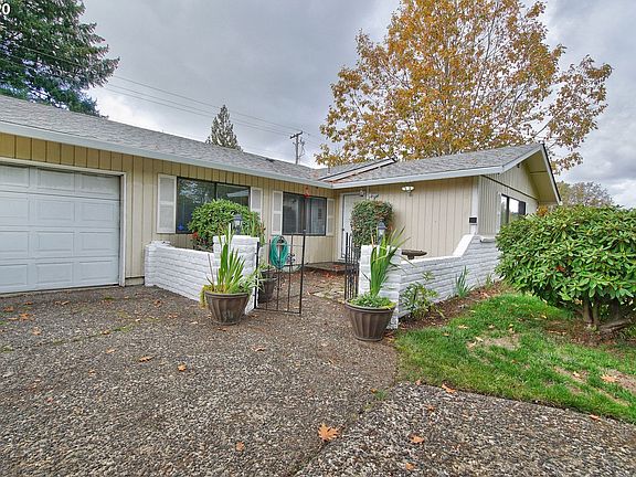 2nd image of 3020 NE 99th Ave