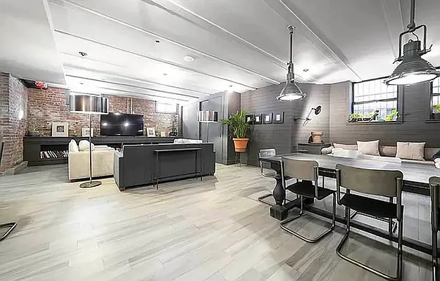 Rented by EXR | media 47