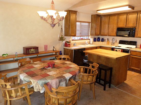 5th image of 5721 Glassboro Way