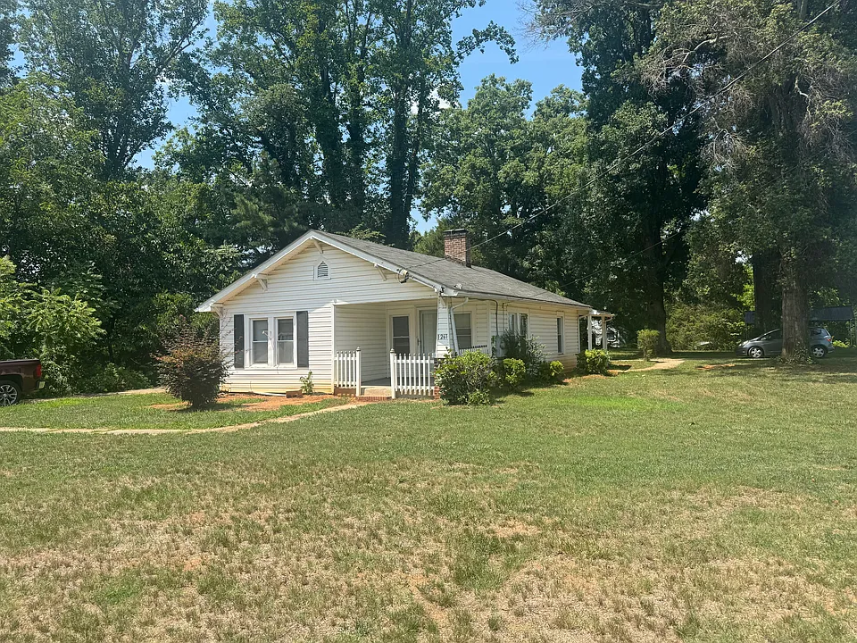 1261 Old Hollow Rd