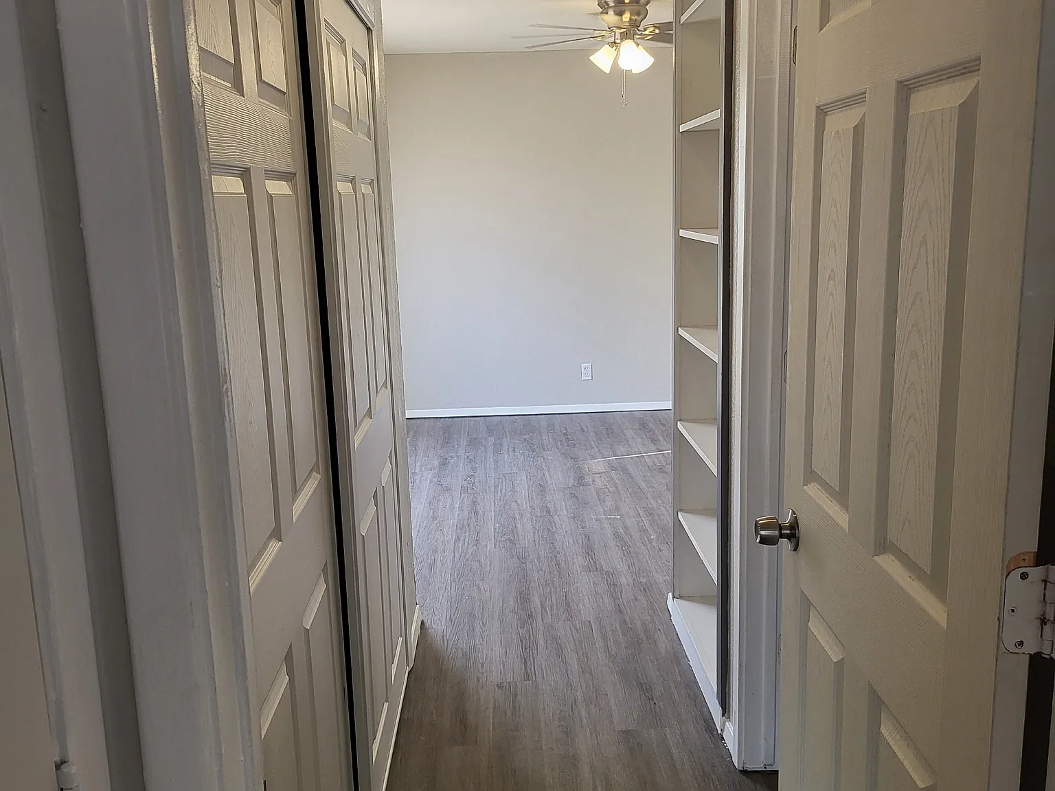Oak Tree Apartments — Photo 4