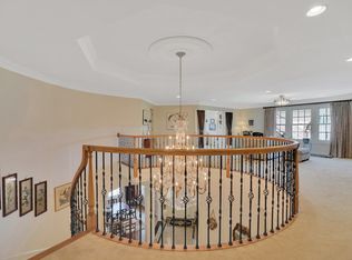 33 Johns Dr, Warren, NJ 07059