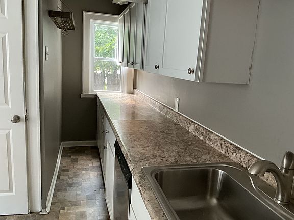 4th image of 4531 N 40th St