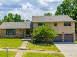 4715 Rolling Meadows Rd, Bartlesville, OK 74006