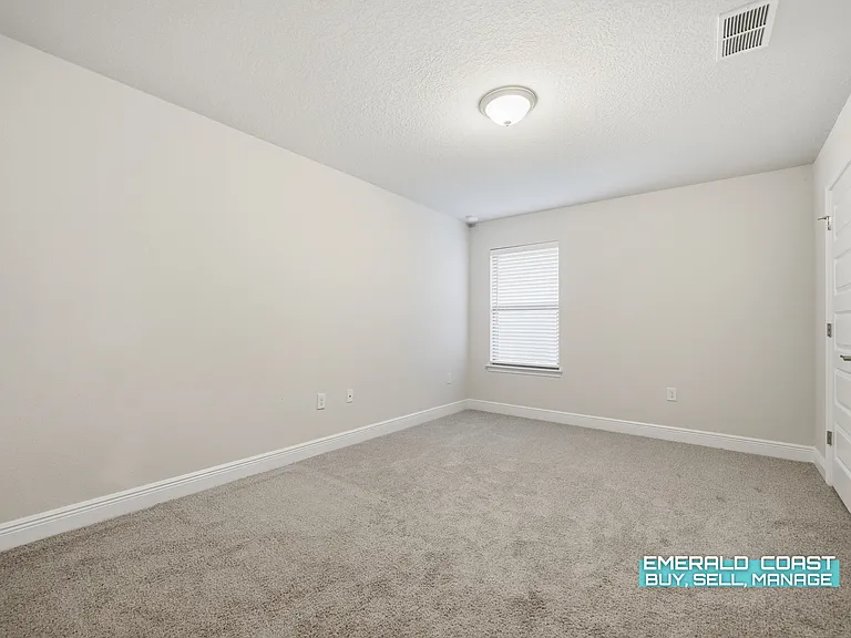 217 Baycliff Dr — Photo 27