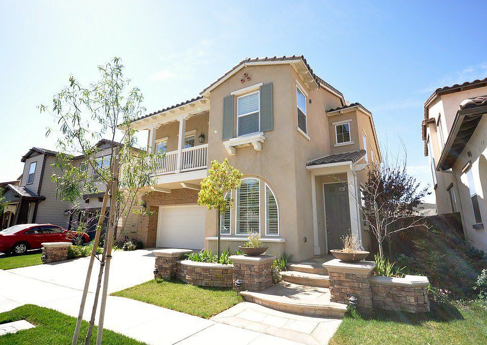 1st image of 3032 N Spicewood St