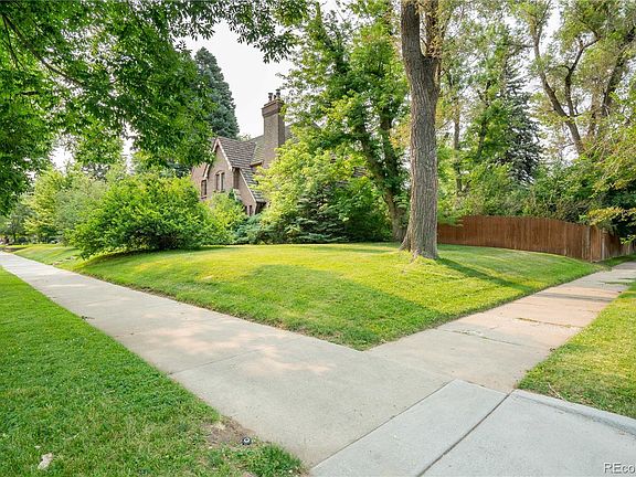 3rd image of 4600 E Montview Blvd