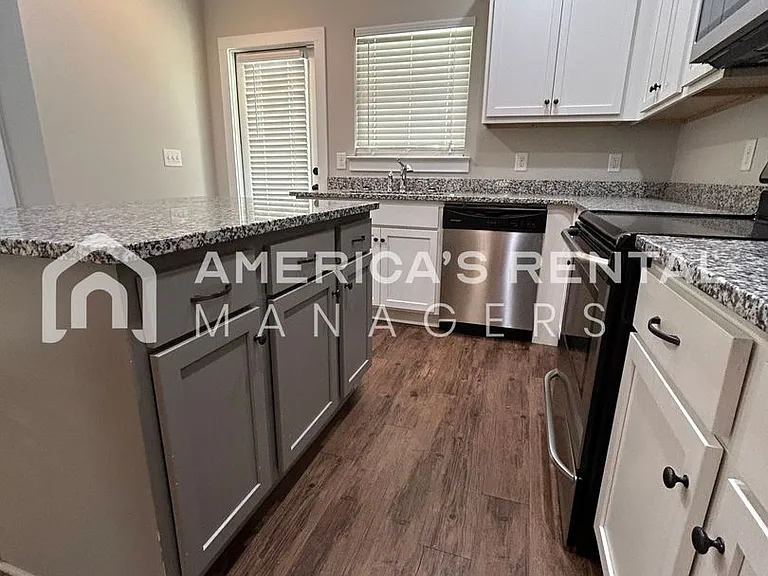 5540 Park Side Rd — Photo 10