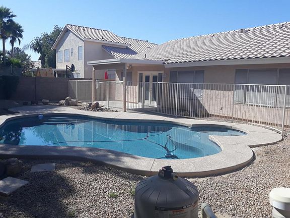 3rd image of 1321 W Canary Way
