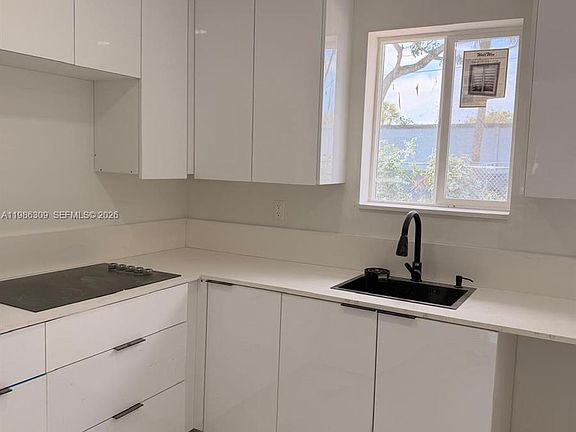 3rd image of 1965 Breezy Ln