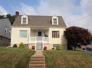 201 N 6th St, Youngwood, PA 15697