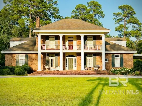 102 Long Blvd, Brewton, AL 36426