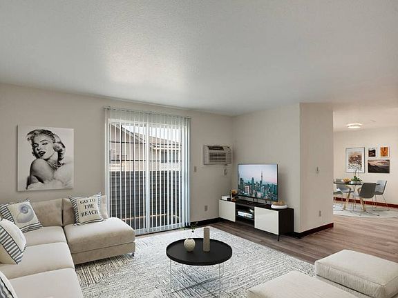 4th image of 1114 W 10th Ave #L-201