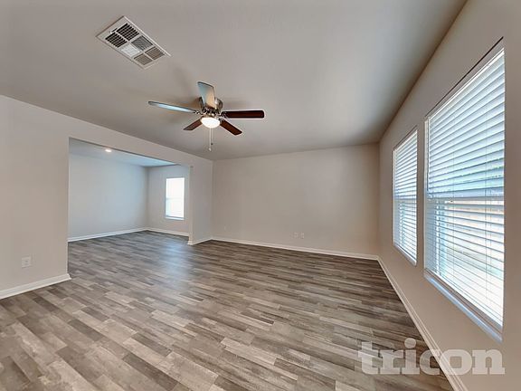 3rd image of 10126 Cerritos Dr