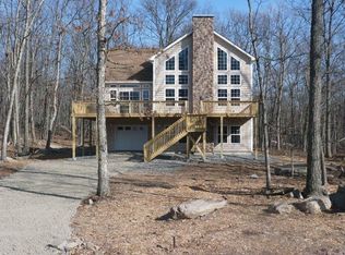 104 Pebble Rock, Lackawaxen, PA 18435