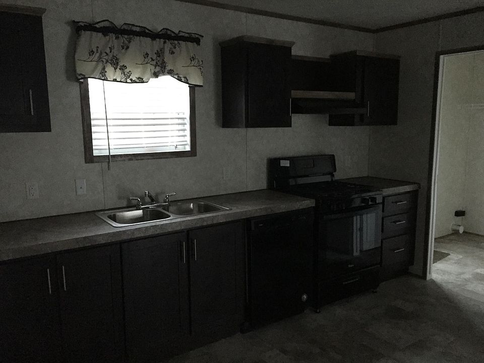 2nd image of 3305 Crystal Ave