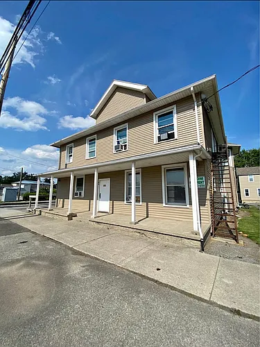 66 Lake St #3 Photo 1