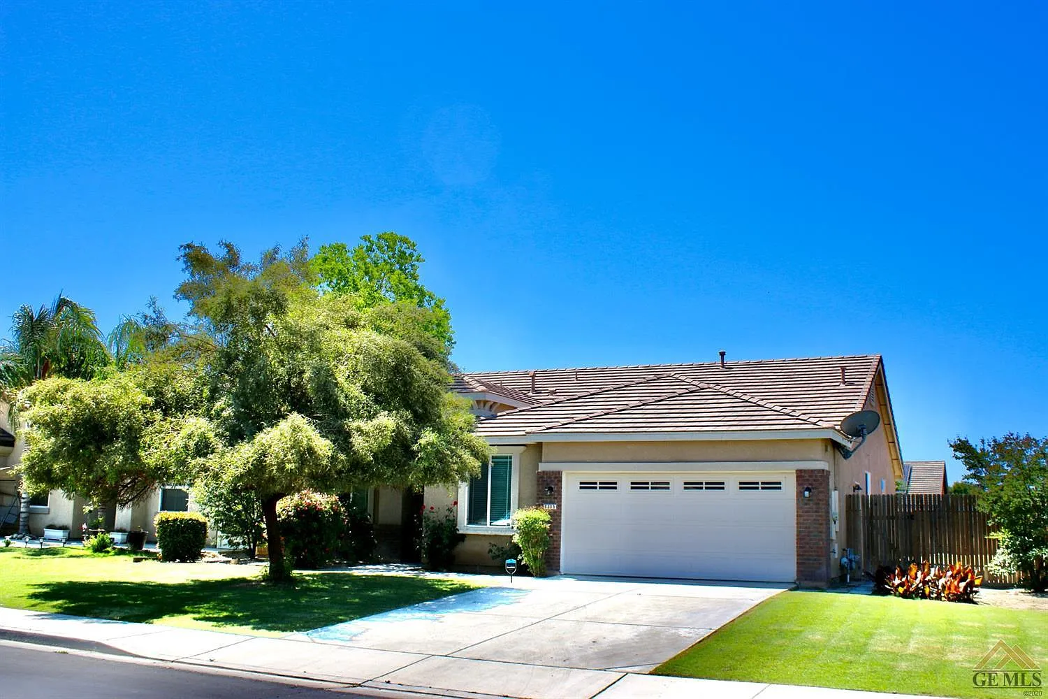 6305 Ocean Jasper Dr photo 1
