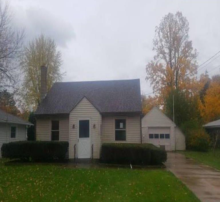 1st image of 10 Linwood Ave