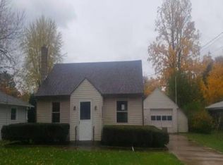 10 Linwood Ave, Albion, NY 14411