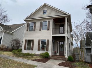 136 Groves Park Blvd E, Oak Ridge, TN 37830