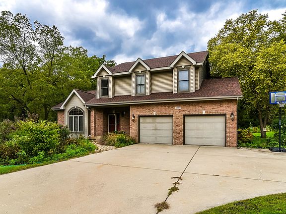 2nd image of 38924 N Cedar Valley Dr