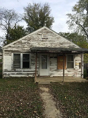 239 Summit St photo 1