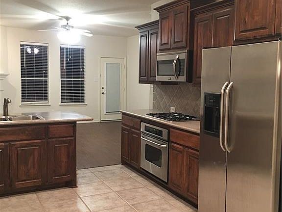 4th image of 4632 Daisy Leaf Dr