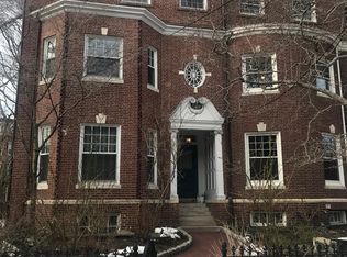 74 Monmouth St #0, Brookline, MA 02446