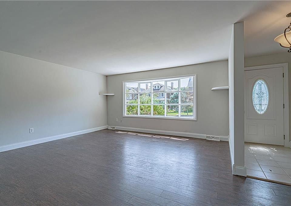 2323 W Tilghman St Allentown, PA Zillow Apartments for Rent in