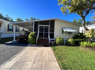 5100 60th St E #D7, Bradenton, FL 34203