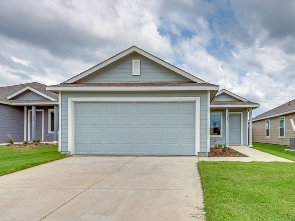1426 Running Mare Way