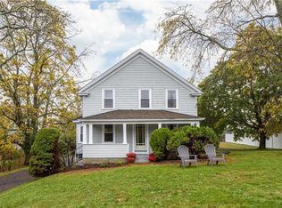 226 Turnpike Ave, Portsmouth, RI 02871