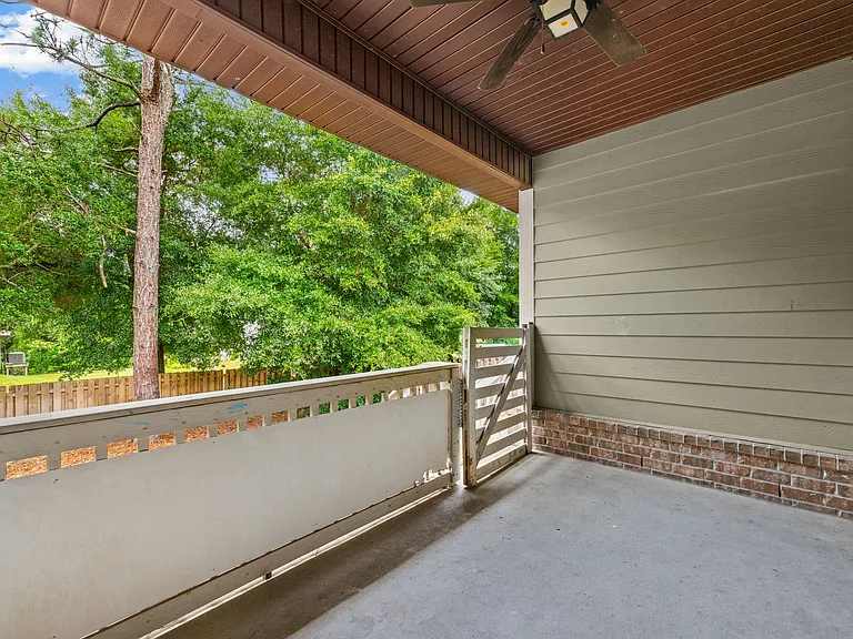 238 Benton Blvd — Photo 22