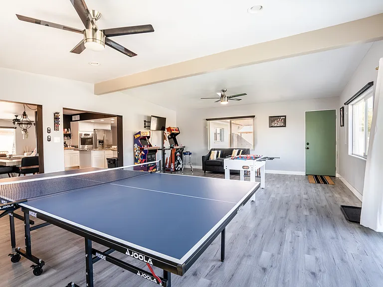 3327 S Dorsey Ln — Photo 9