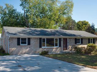 6604 Duke Rd, Knoxville, TN 37918